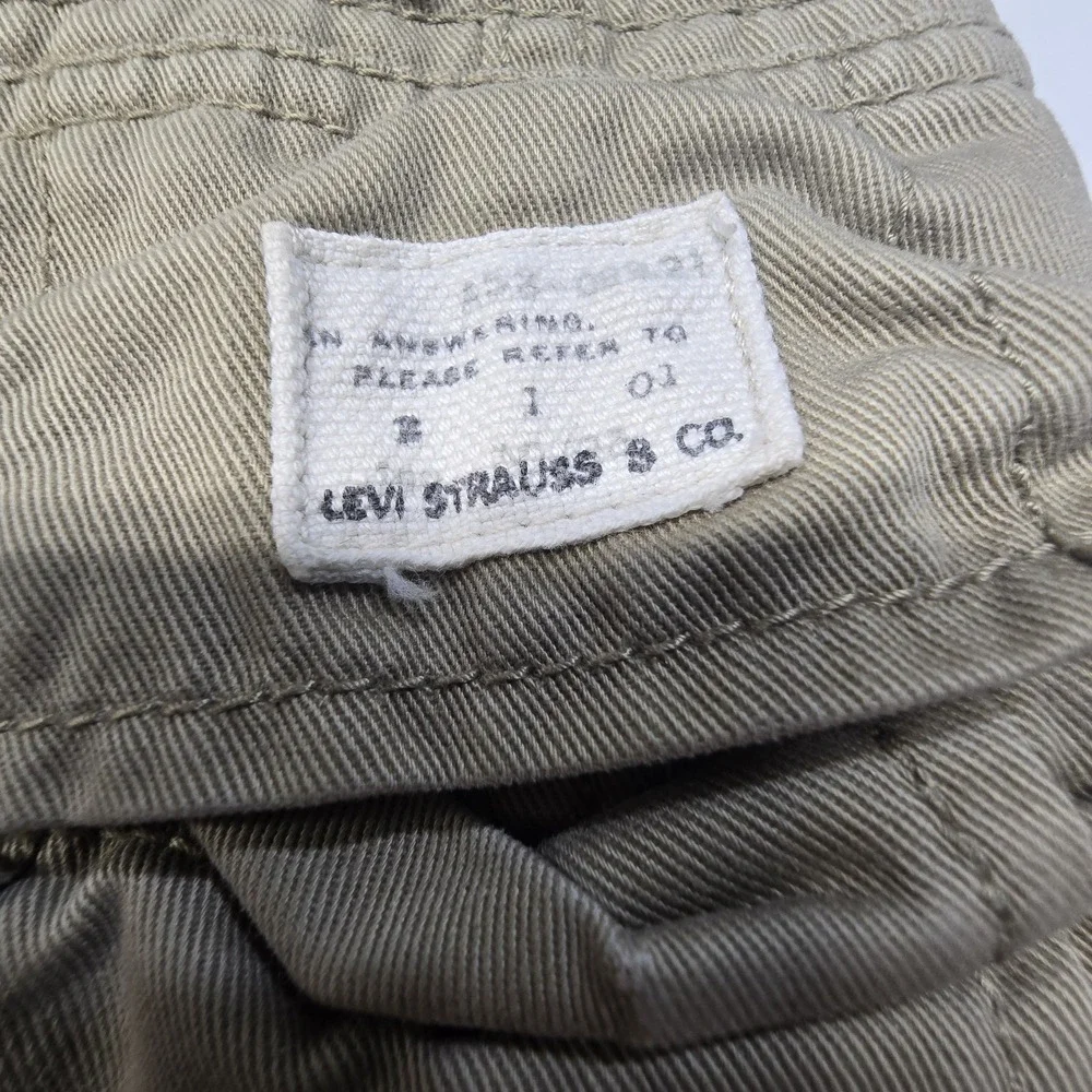 Vintage 2009 Levi's Original Cargo Shorts Mens 34 Beige Khaki 100% Cotton WPL423